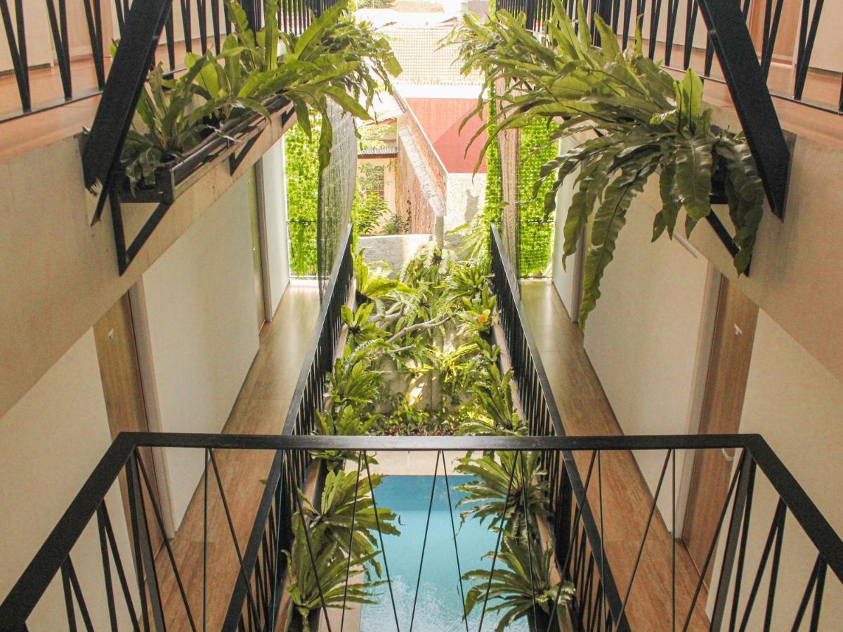 Rion Hostel Bogor Extérieur photo